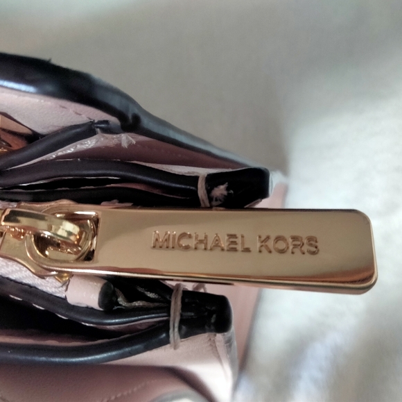 Michael Kors Edith Satchel Soft Pink - Picture 7 of 10